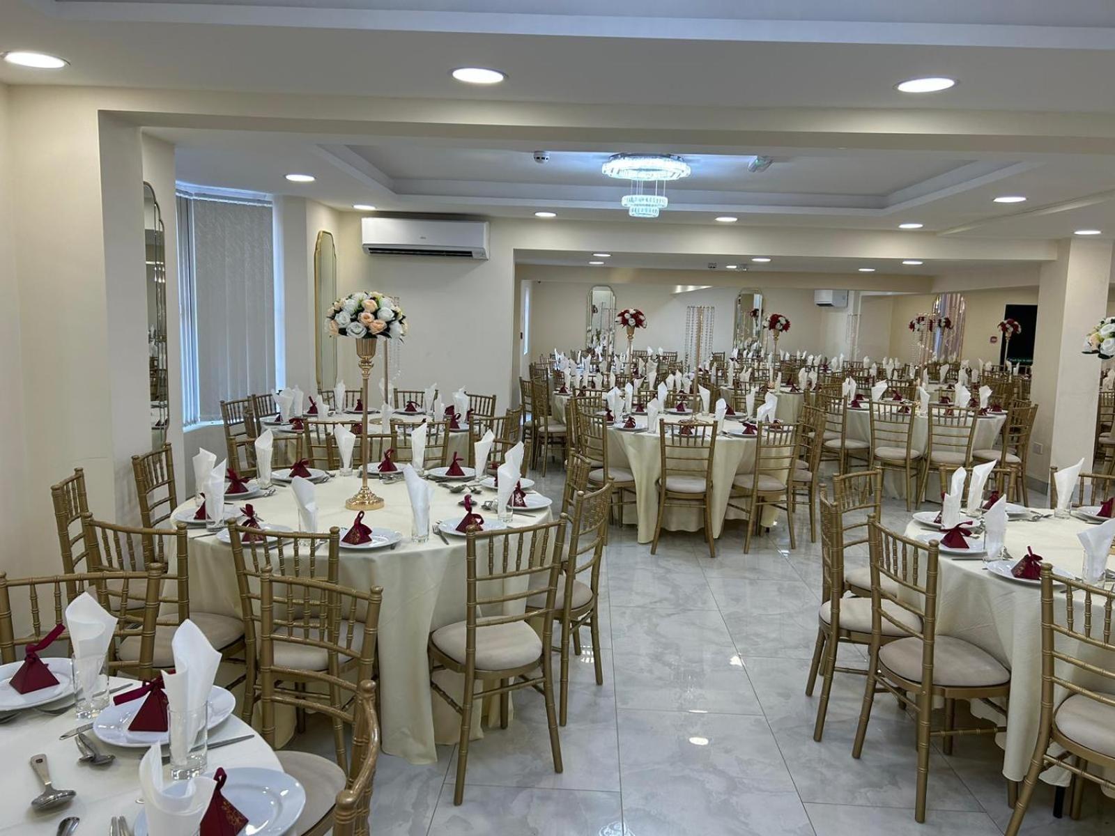 Zaheer'S Hotel Baldock Ngoại thất bức ảnh